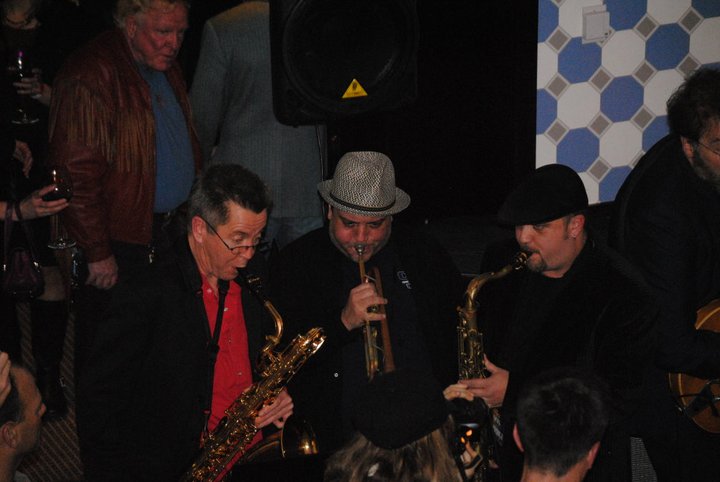 John Aruda Live Performance